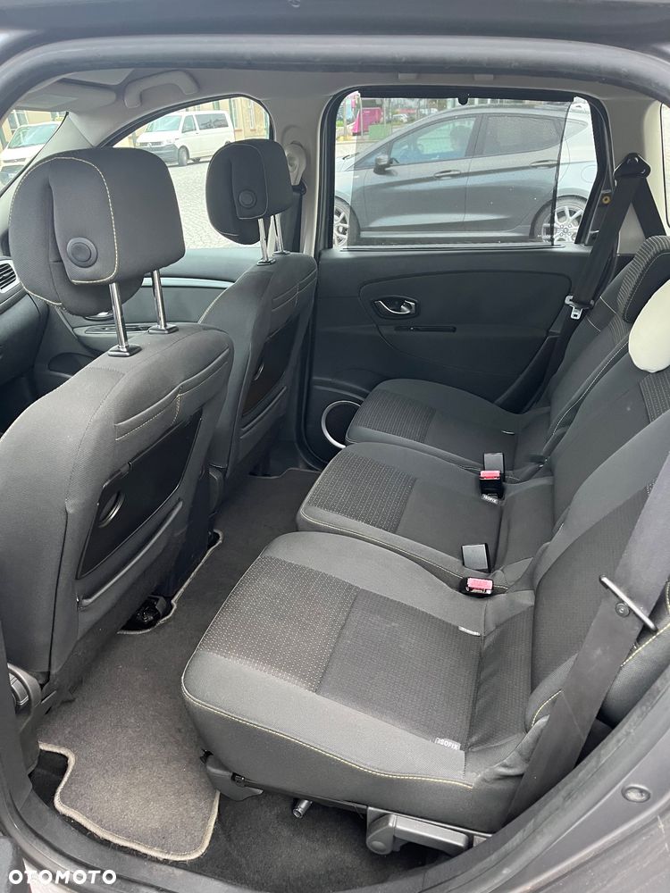 Renault Scenic 1.9 dCi Privilege Euro5 - 3