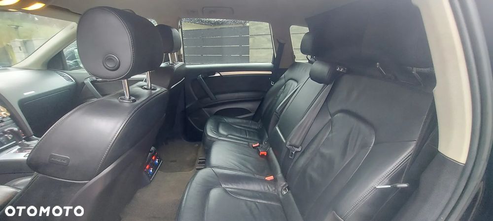 Audi Q7 - 12