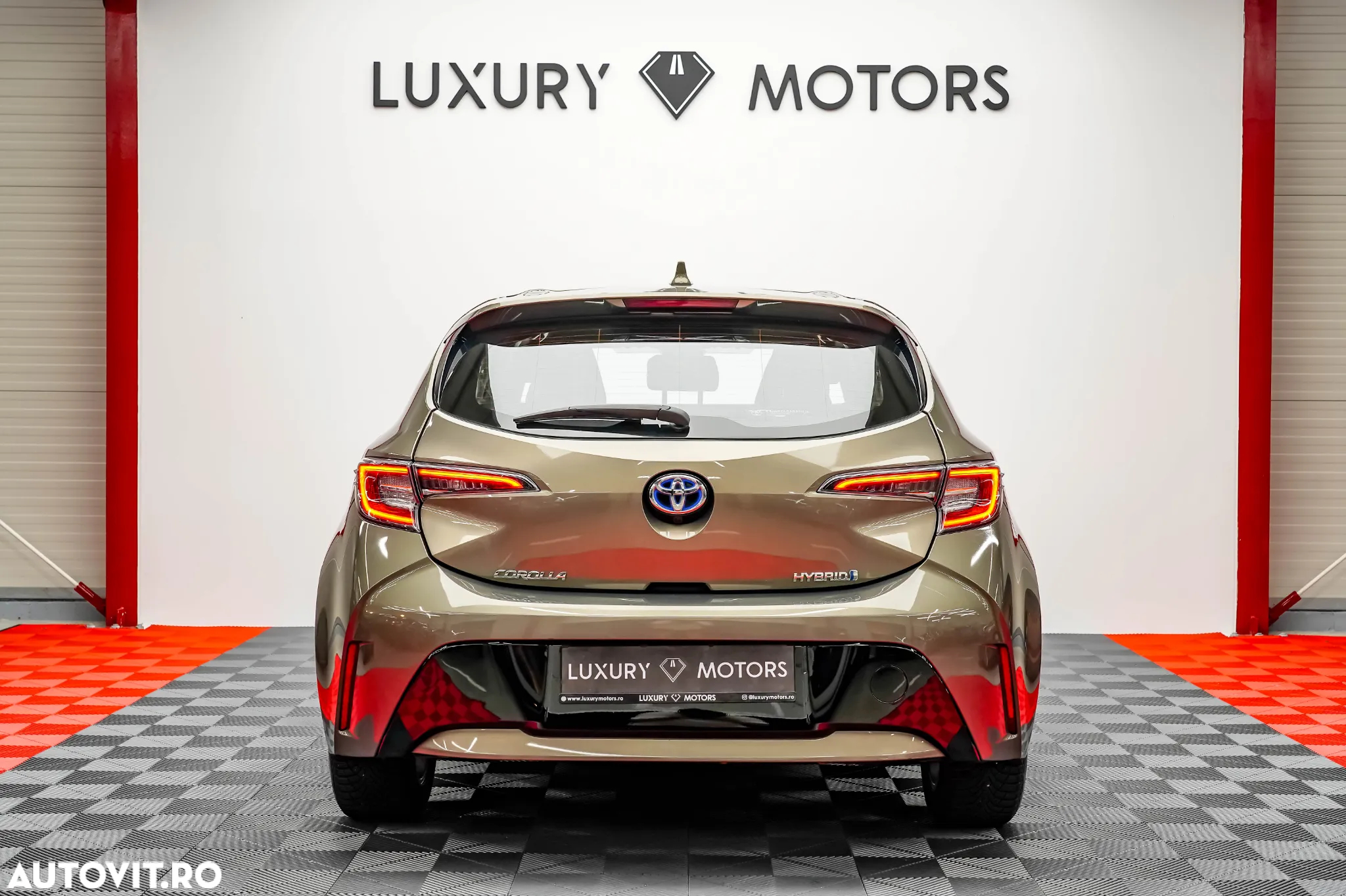 Toyota Corolla 1.8 HSD Dynamic - 13