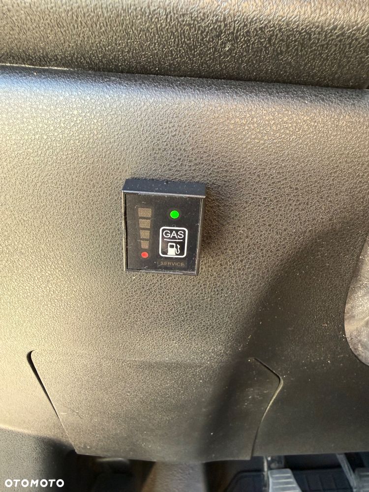 Fiat DOBLO MAXI 1.4 TJET 120 KM NOWY GAZ LPG IZOTERMA MAŁY PRZEBIEG OKAZJA - 17