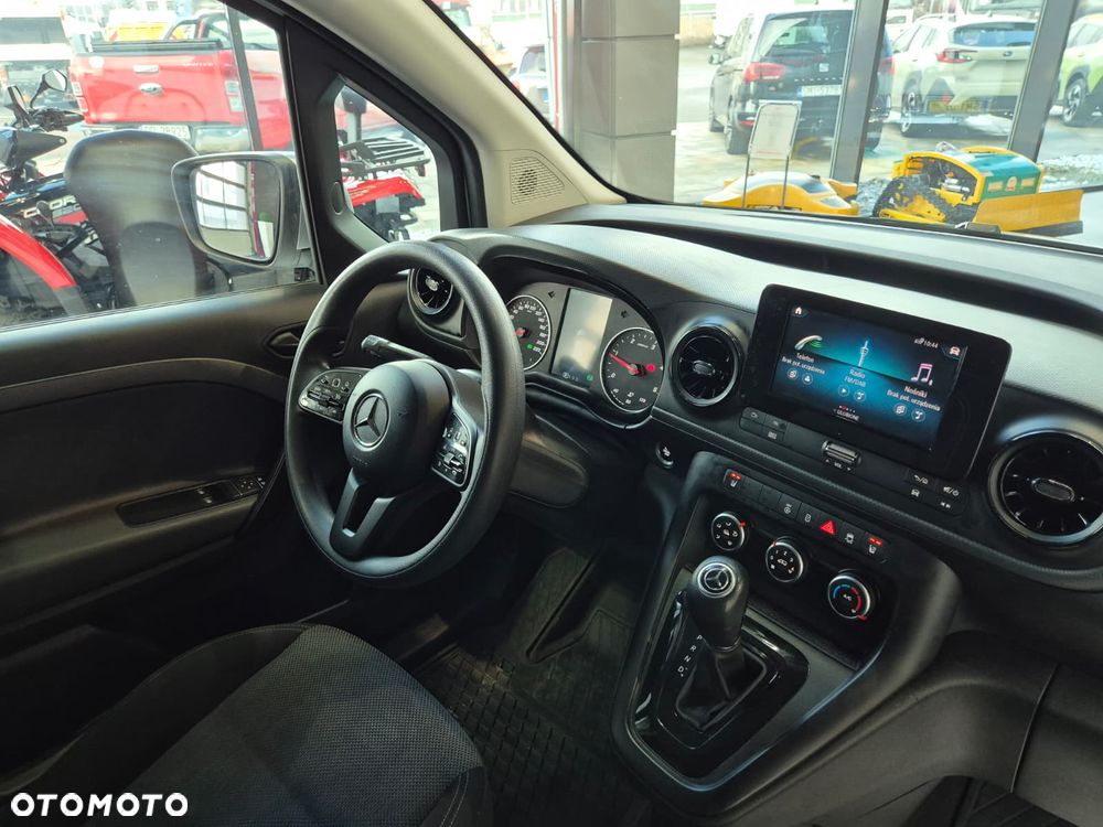 Mercedes-Benz Citan 110 CDi / AVANTGARDE / UNIKATOWY / 1 WŁ. / BEZWYPADKOWY / NISKI PRZEBIEG / AUTOMAT / KAMERA COFANIA / APPLE CARPLAY + ANDROID AUTO / HAK / RELINGI DACHOWE / EURO 6 - 30