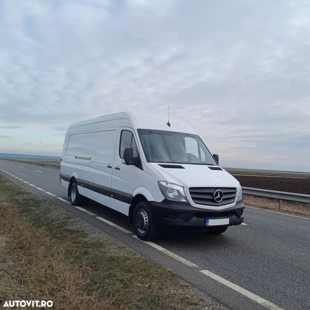 Mercedes-Benz Sprinter - 2