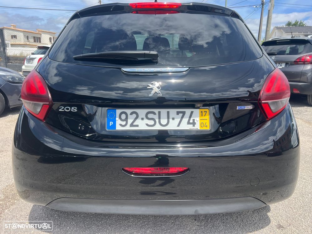 Peugeot 208 1.2 PureTech Style - 34