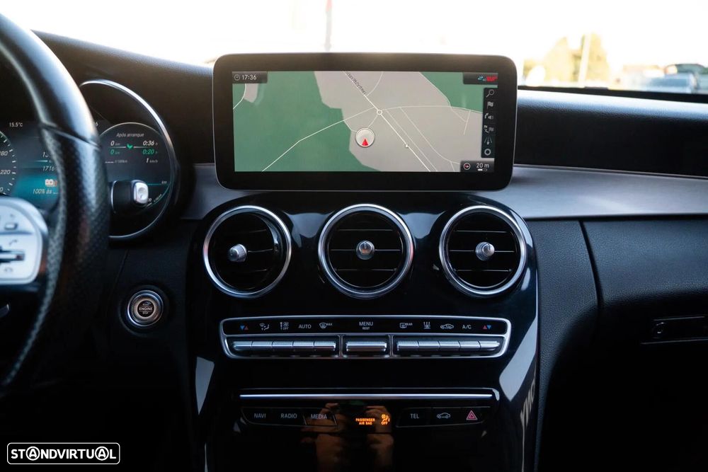 Mercedes-Benz C 300 de AMG Line - 19