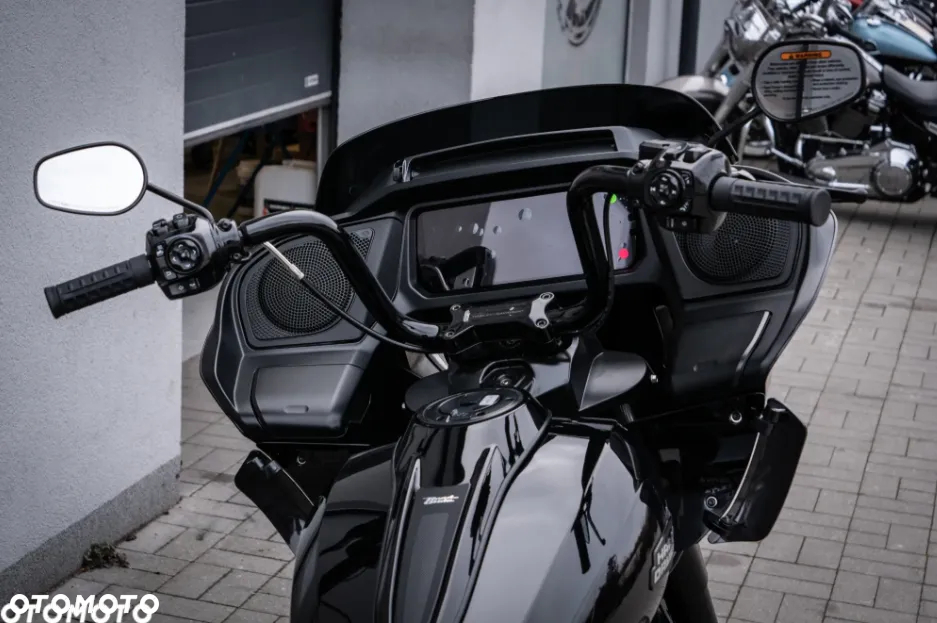 Harley-Davidson Touring Road Glide - 41