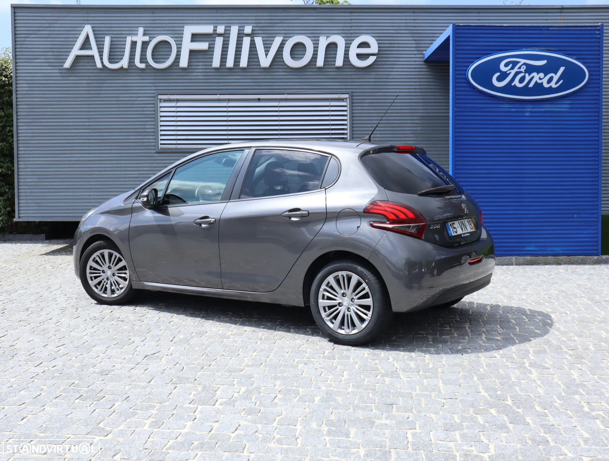 Peugeot 208 1.2 PureTech Style - 15
