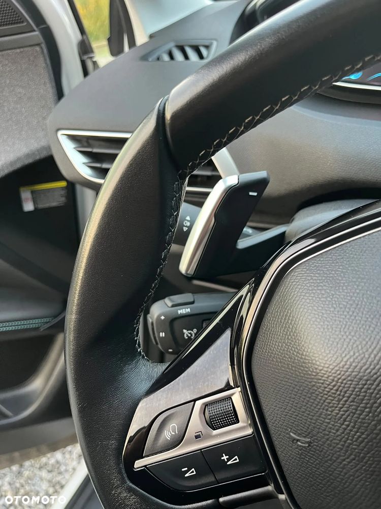 Peugeot 3008 225 e-EAT8 Allure Pack - 23