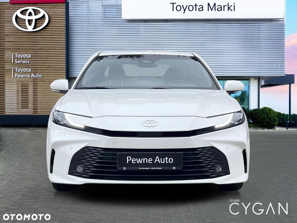 Toyota Camry - 9