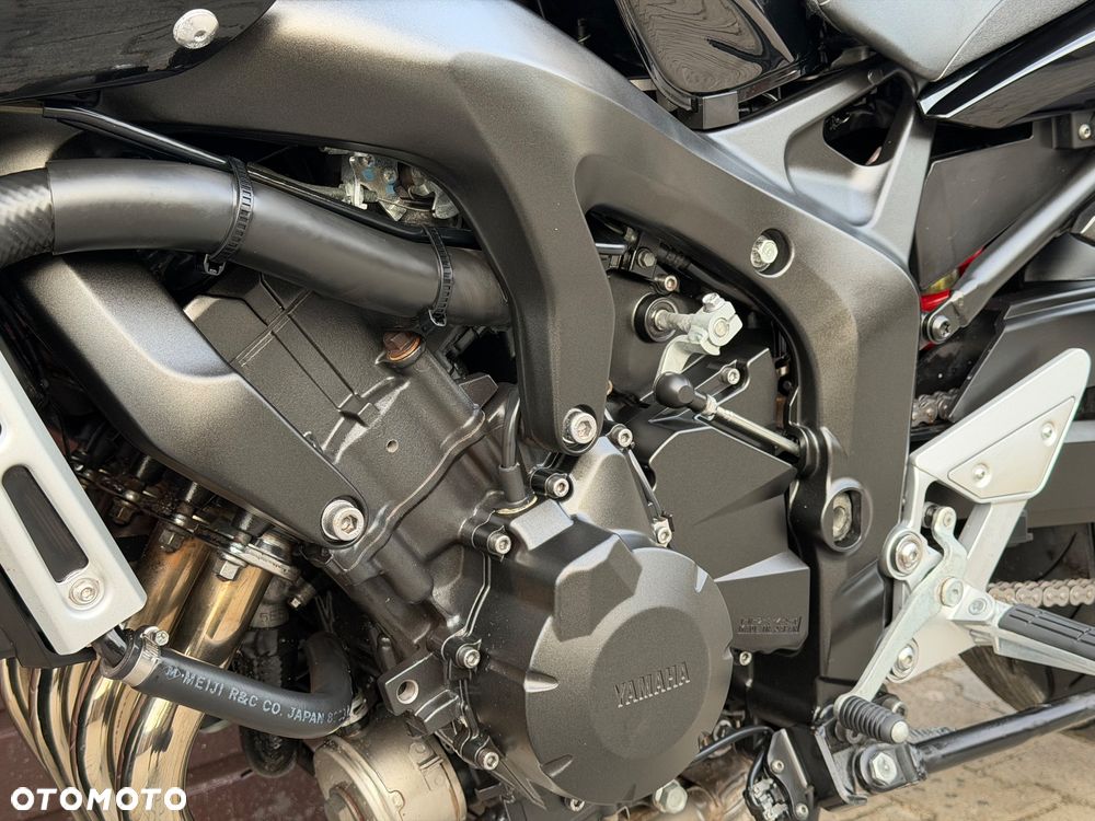 Yamaha FZ6 - 39