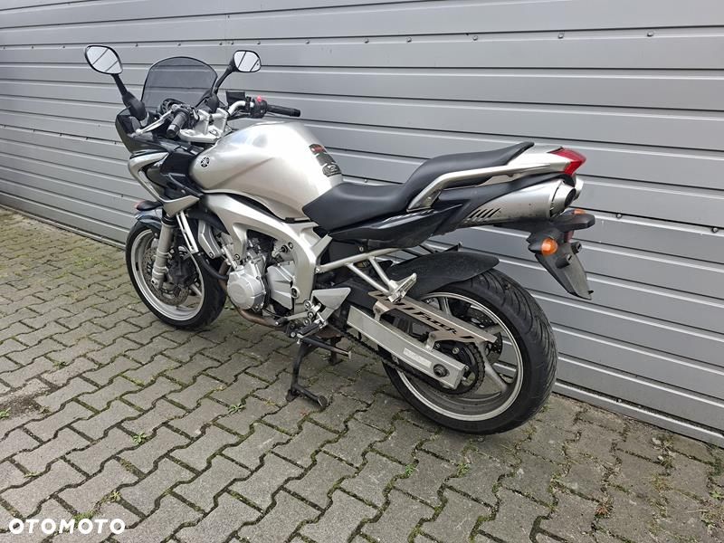 Yamaha FZ6 - 9