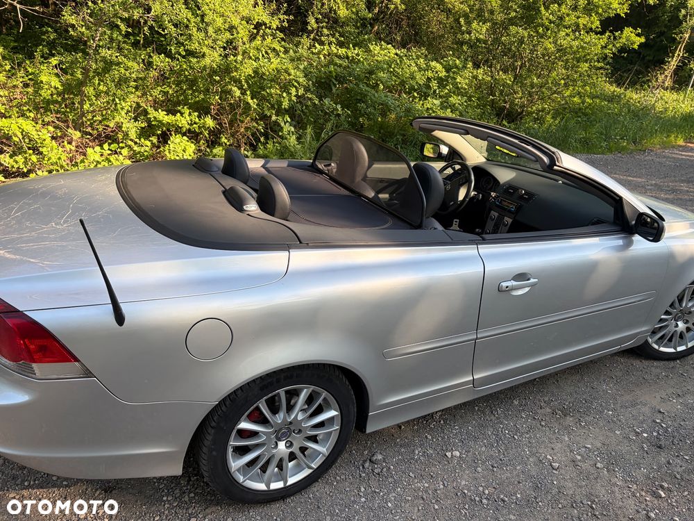 Volvo C70 2.4i Momentum - 10