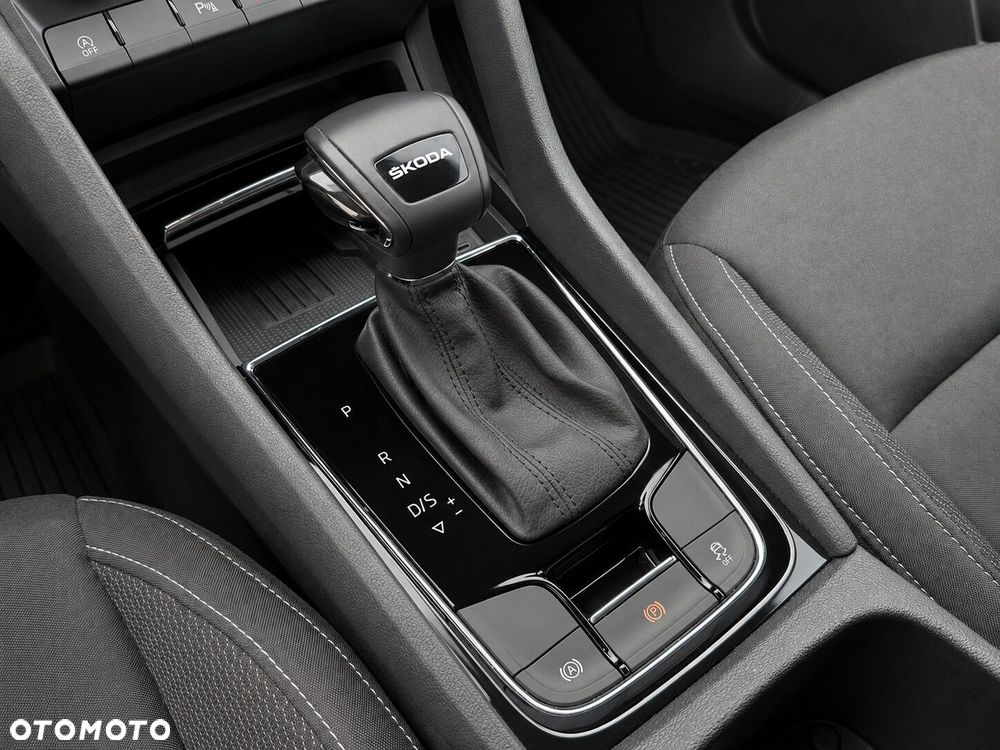 Skoda Karoq 1.5 TSI ACT Selection DSG - 15