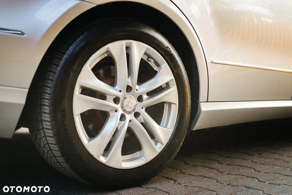 Mercedes-Benz Klasa E 350 4Matic 7G-TRONIC Elegance - 9