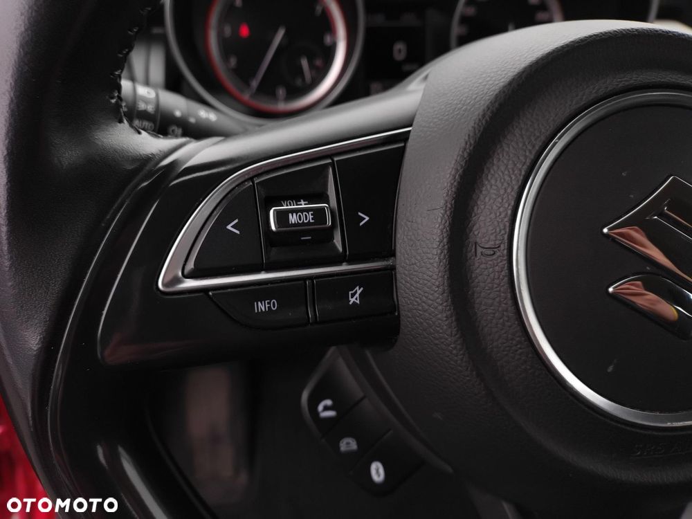 Suzuki Swift 1.2 Dualjet SHVS Premium CVT - 15