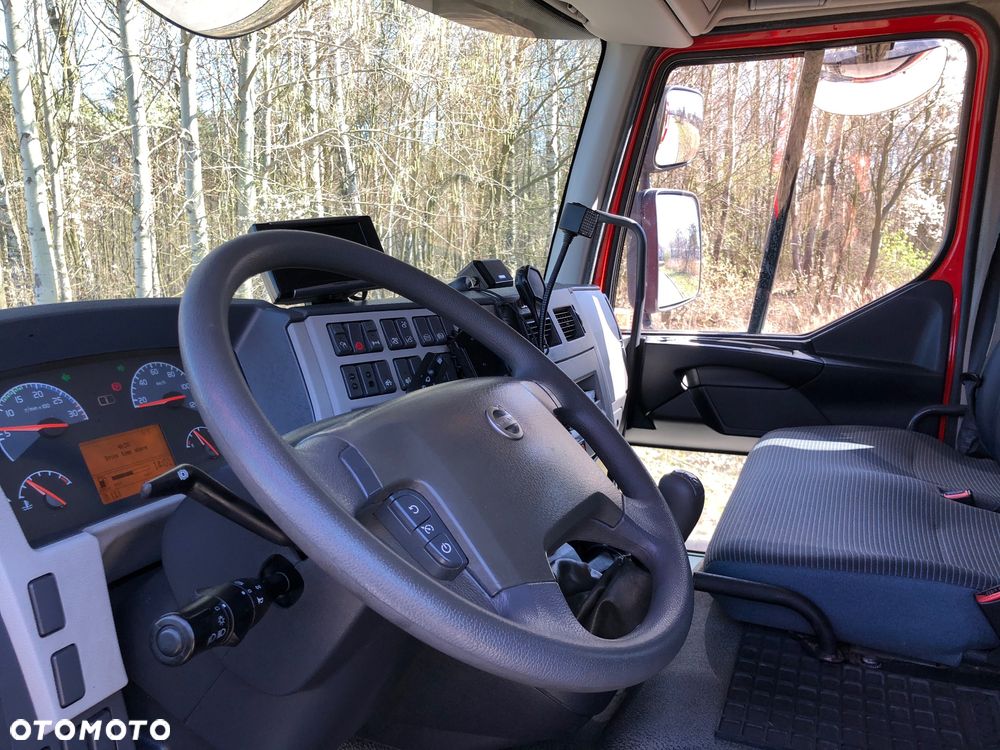Volvo FL 240  POMOC DROGOWA LAWETA HOLOWNIK - 18