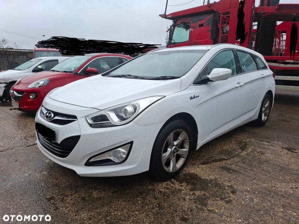Hyundai i40 Kombi blue 1.7 CRDi Family - 1