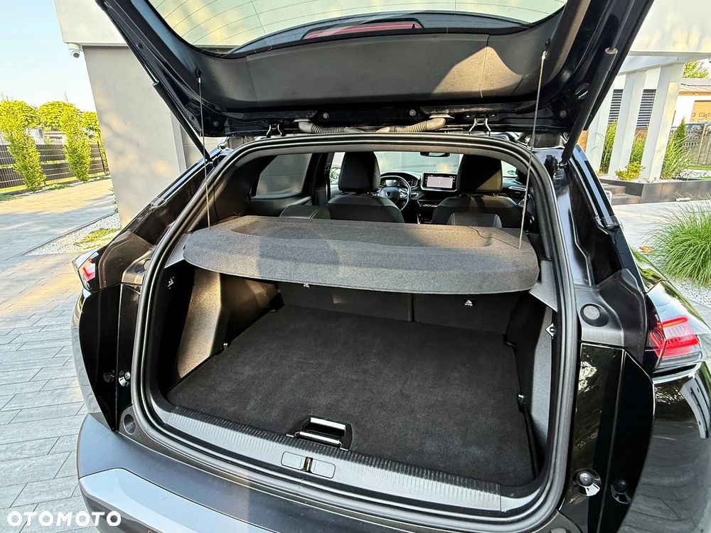 Peugeot 2008 BlueHDi 130 GT S&S EAT8 - 20
