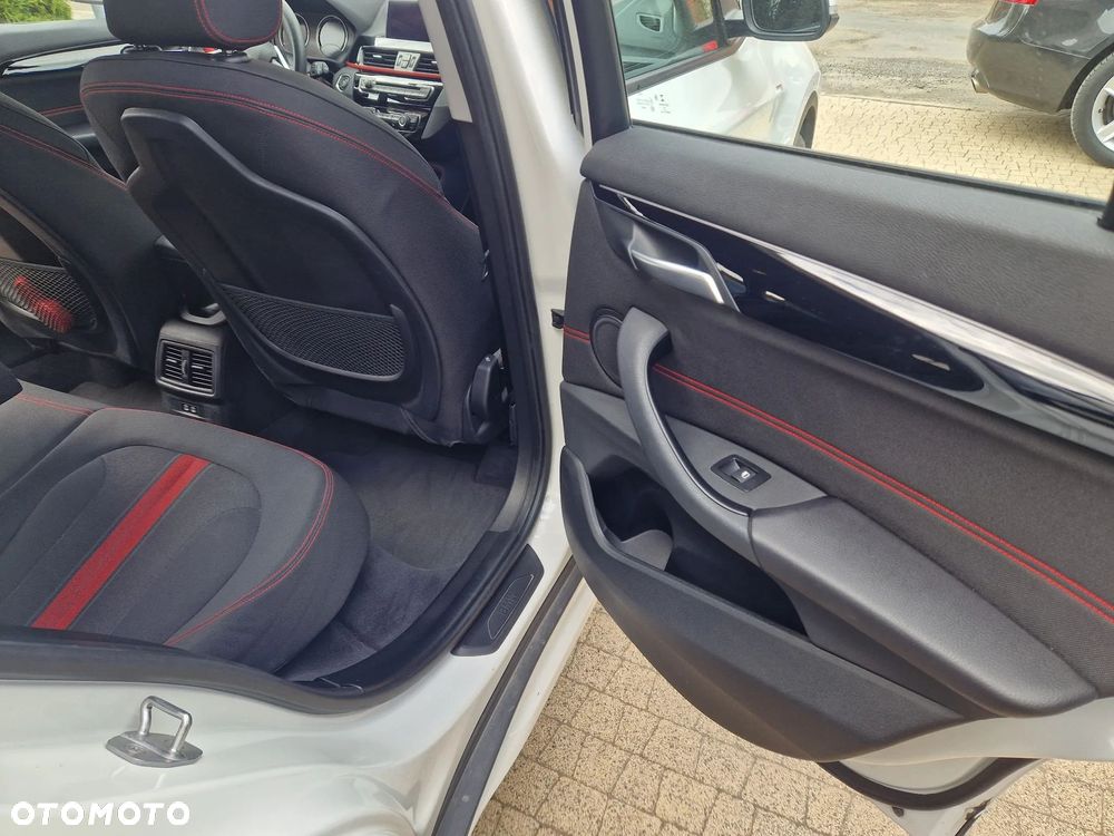 BMW X1 xDrive18d Sport Line sport - 9