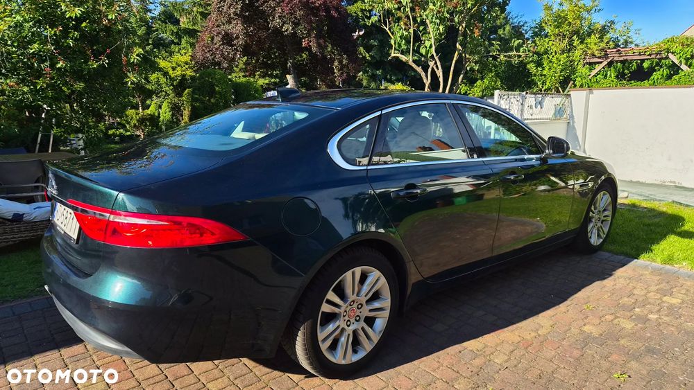 Jaguar XF 2.0 i4D Portfolio - 3