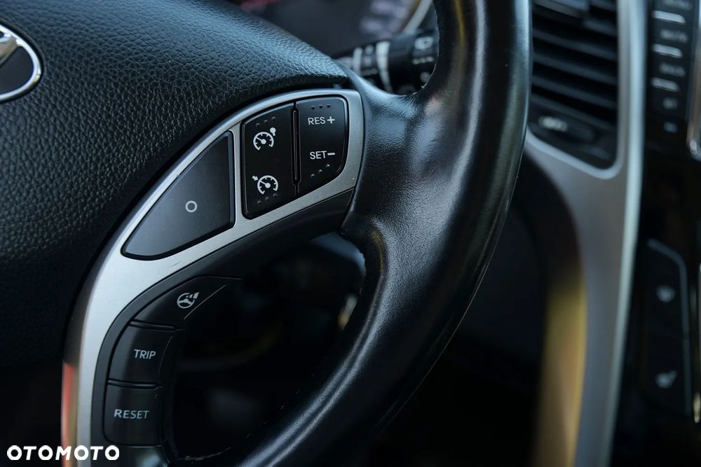Hyundai i30 - 28
