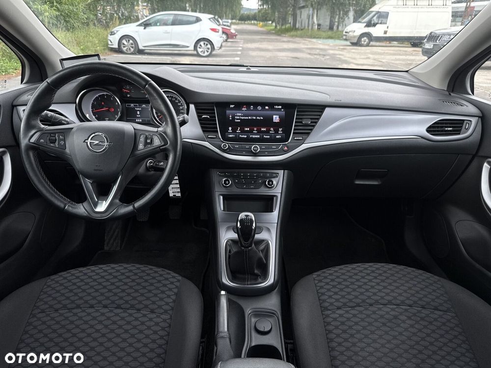 Opel Astra 1.4 T Elite - 10