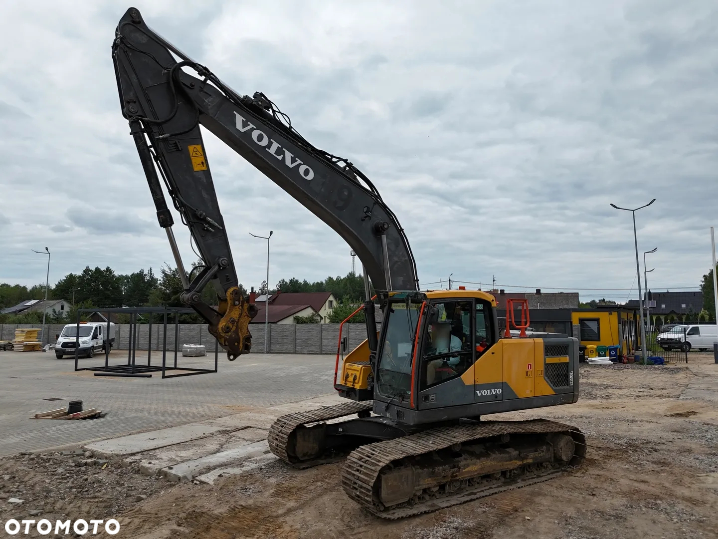 Volvo EC 220 EL - 24