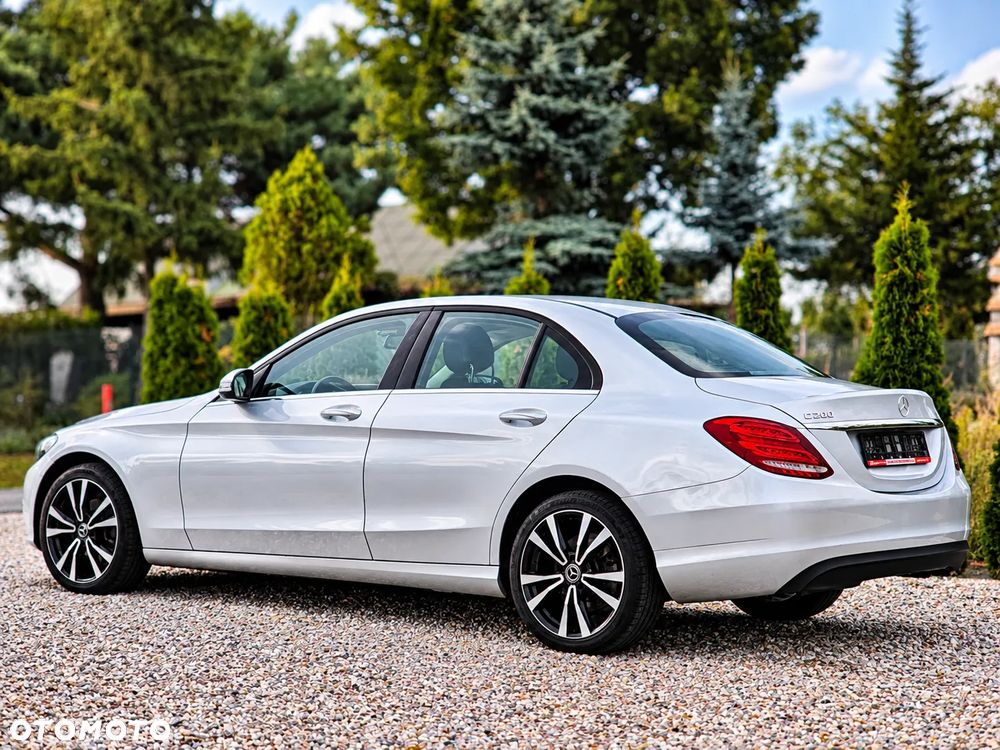 Mercedes-Benz Klasa C 200 9G-TRONIC Edition - 4