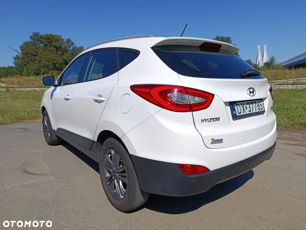 Hyundai ix35 1.6 2WD Fifa World Cup Edition - 3