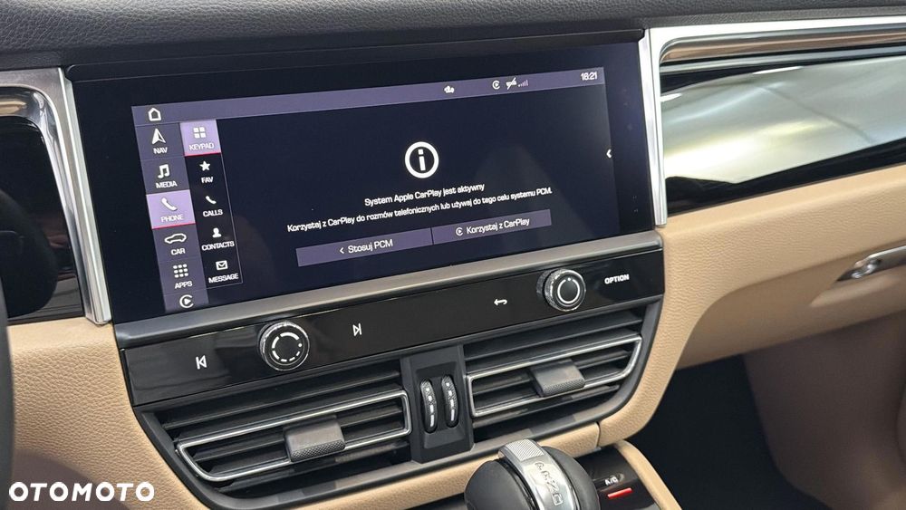 Porsche Macan - 31