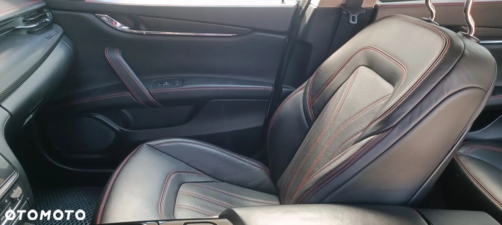 Maserati Quattroporte S Q4 GranSport - 13