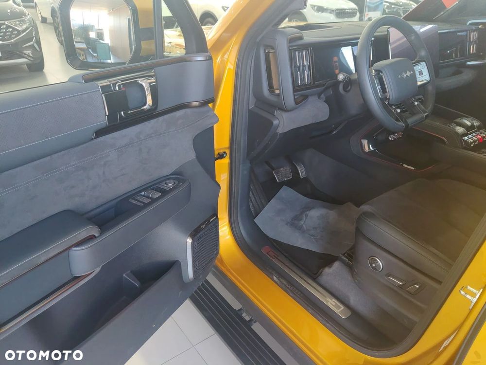 BYD Leopard 5 - 12