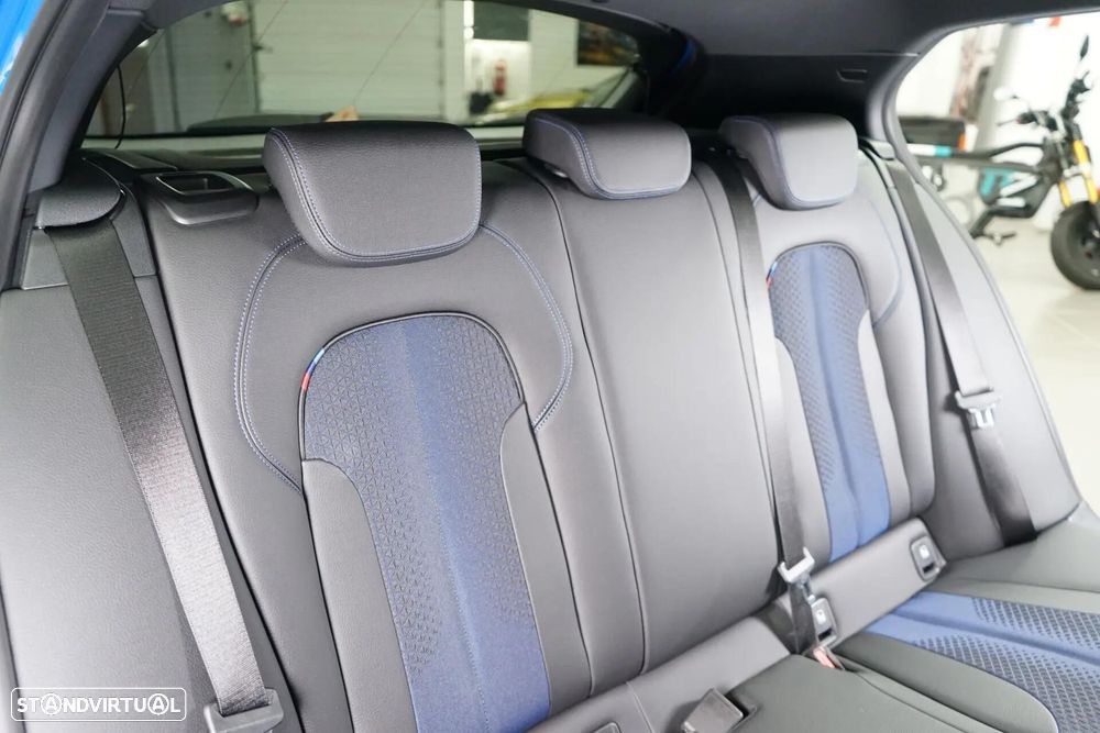 BMW 118 i Pack M - 40