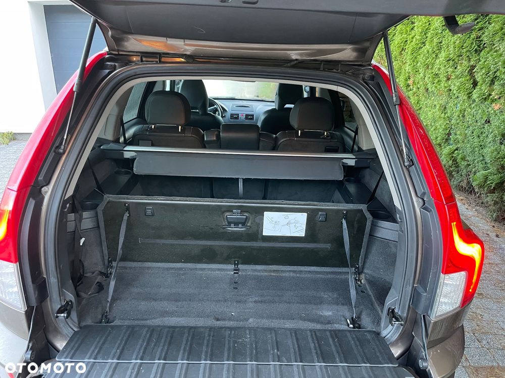 Volvo XC 90 D5 AWD Momentum - 6