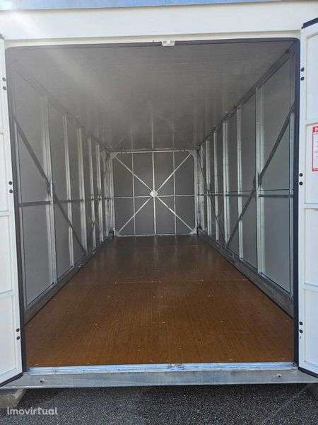 Garagens /Self Storage/Armazenamento - 3.5m² a 14m² - A partir de 100€ - Grande imagem: 3/8