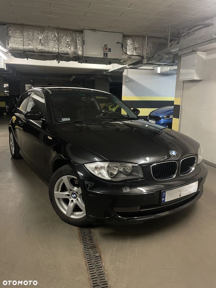 BMW Seria 1 118d DPF - 1