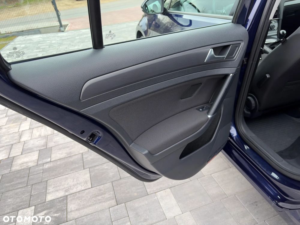 Volkswagen Golf 2.0 TDI BMT Comfortline - 17