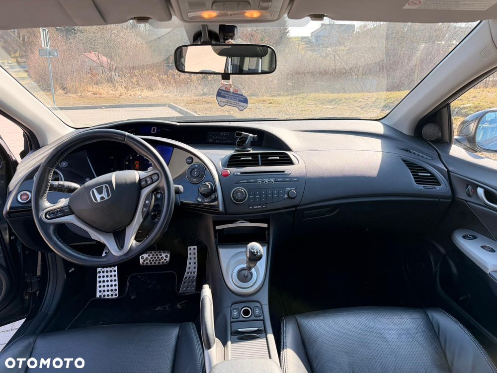 Honda Civic 1.8i-VTEC Automatik Sport - 2