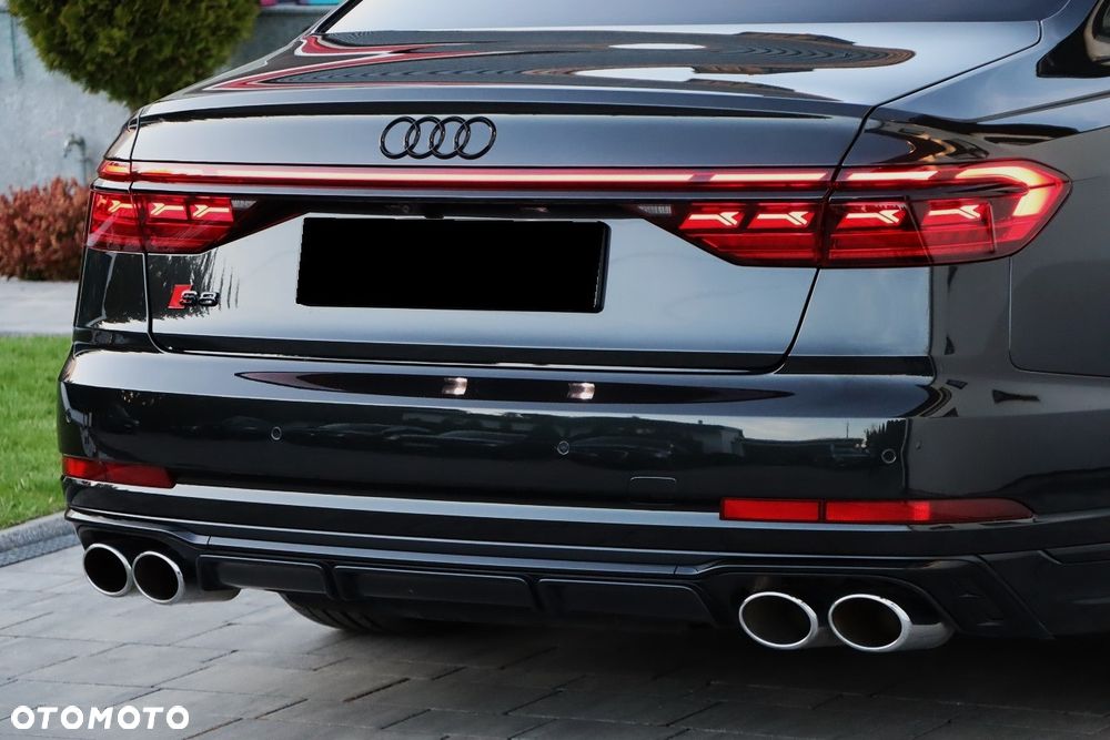 Audi S8 - 15