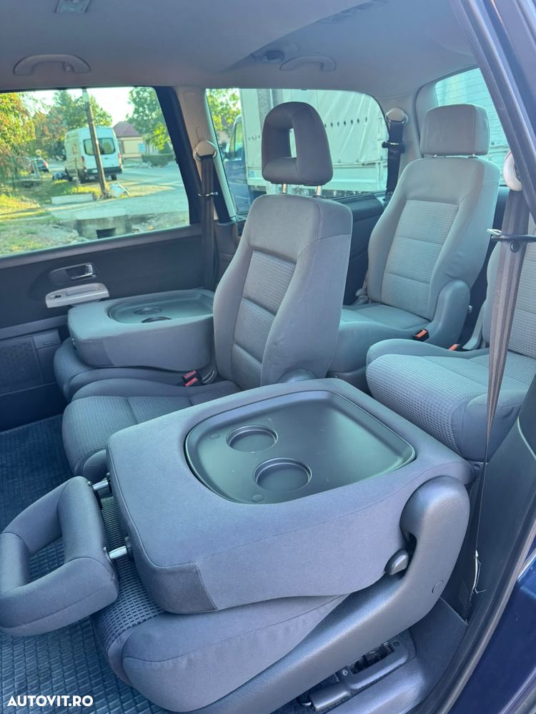 Volkswagen Sharan - 7