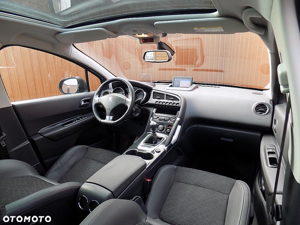 Peugeot 3008 PureTech 130 Stop & Start GPF Allure - 22