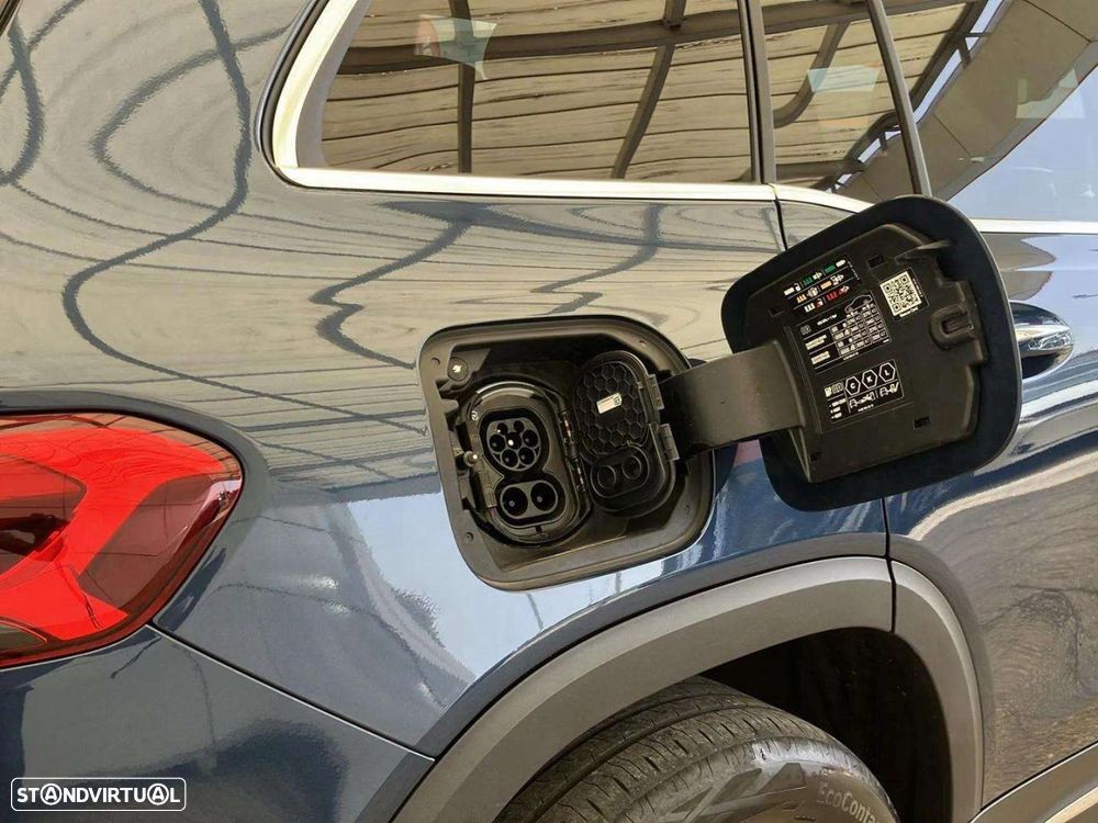 Mercedes-Benz EQB 300 4Matic Progressive - 23