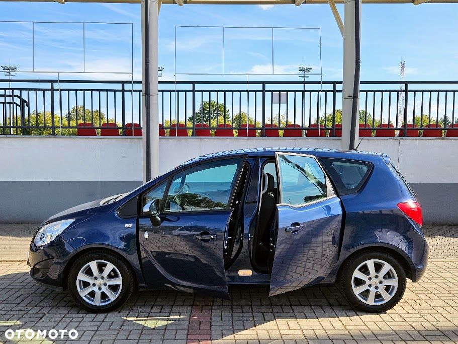 Opel Meriva 1.4 T Essentia - 10