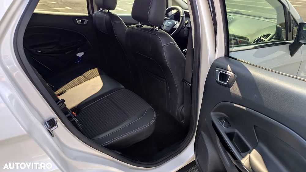 Ford EcoSport 1.0 EcoBoost Titanium - 10