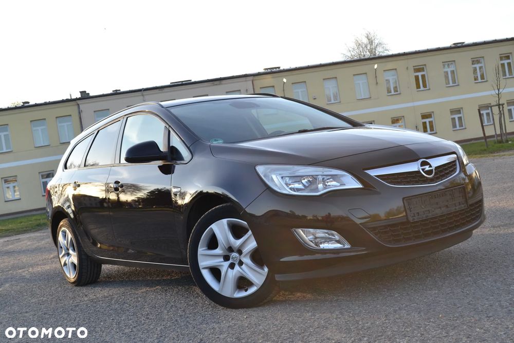 Opel Astra 1.4 Turbo - 1