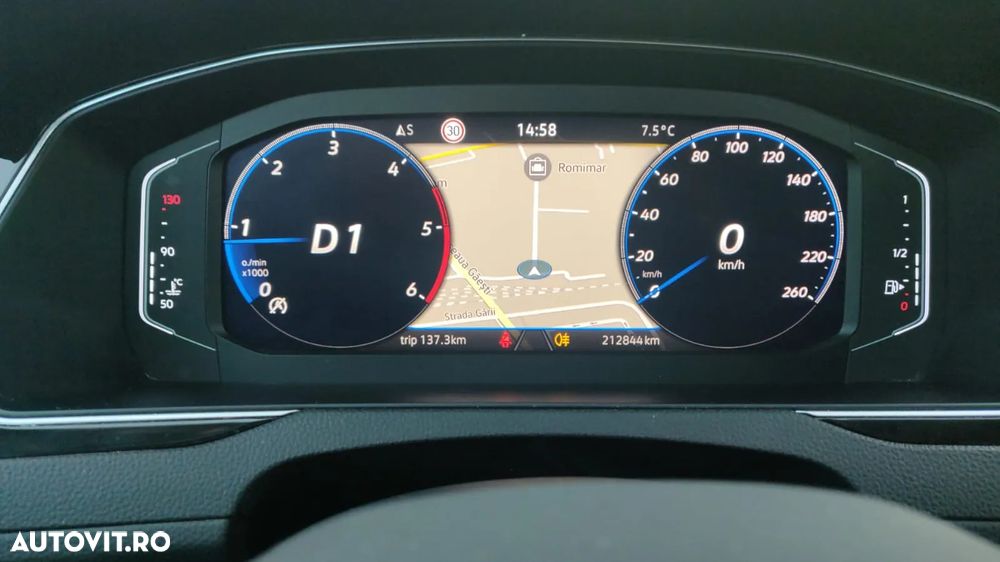 Volkswagen Passat 2.0 TDI SCR DSG Business - 15