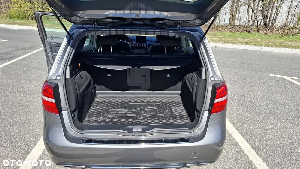 Mercedes-Benz Klasa B 250 7G-DCT Urban - 8