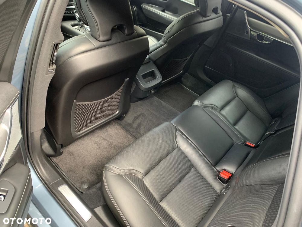 Volvo V90 D5 AWD Inscription - 29