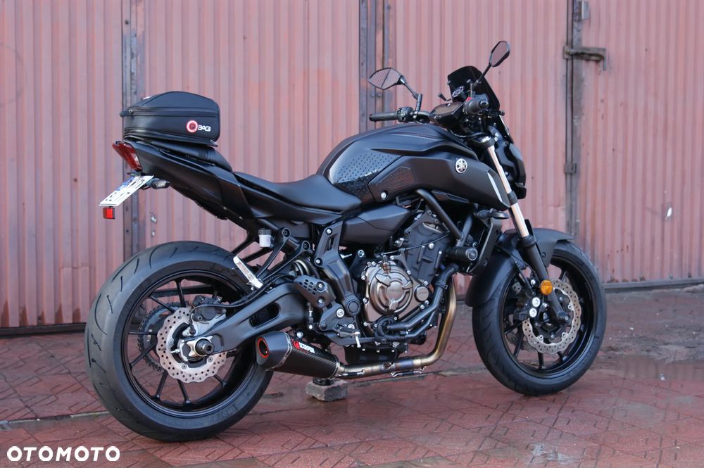 Yamaha MT - 2