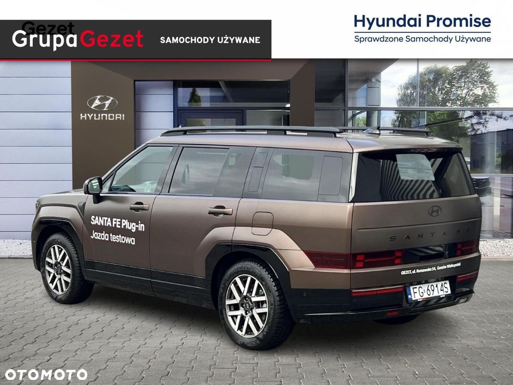 Hyundai Santa Fe - 3