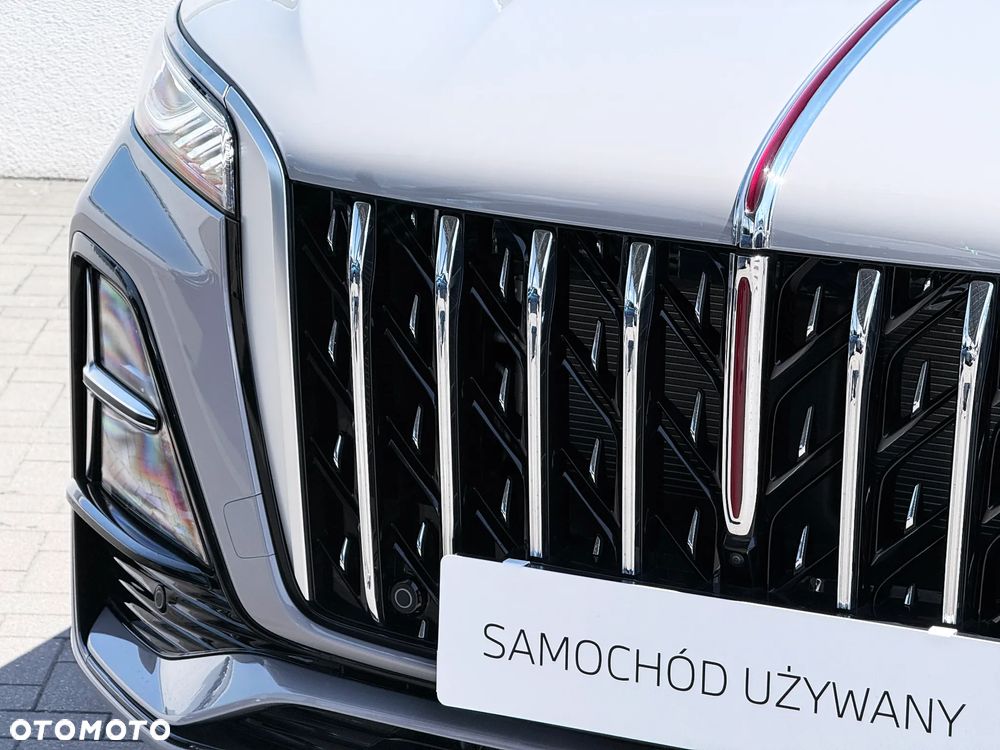 Hongqi HS5 - 14